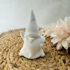 Nordischer Wichtel aus Reliefgießpulver – Weihnachtsdeko & Geschenkidee