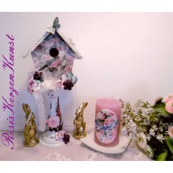 Nostalgisch dekoriertes wunderschönes Deko-Vogelhaus