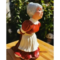 Nostalgische Weihnachtsfrau