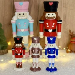 Nussknacker Deko Figur 24 cm – personalisierbar, 3D-gedruckt & handgemacht