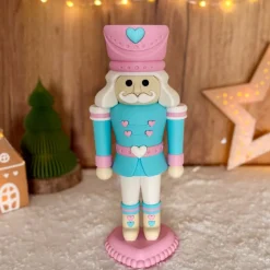 Nussknacker Deko Figur 24 cm – personalisierbar, 3D-gedruckt & handgemacht