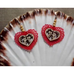 Ohrringe handgeklöppelt Holzbild Handarbeit Unikat Herzen Valentinstag Geschenk Oktoberfest