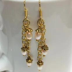 Ohrringe Perlen rosa flieder an Gliederkette goldfarben Perlenohrringe Brautschmuck