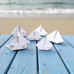 Origami Segelboote weiß – Tischdeko für Konfirmation, Taufe & Hochzeit – 10 handgefaltete Boote aus Papier