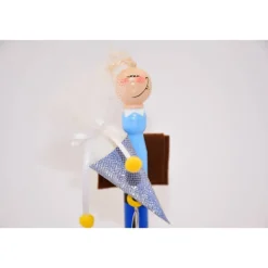 Originelles Geldgeschenk zur Einschulung – Handgemachte Schulanfänger-Figur aus Holz