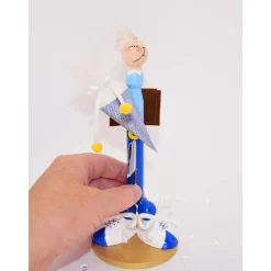 Originelles Geldgeschenk zur Einschulung – Handgemachte Schulanfänger-Figur aus Holz