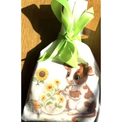 Oster Geschenkbeutel Kälbchen – handgenähtes Unikat aus Polstervelours