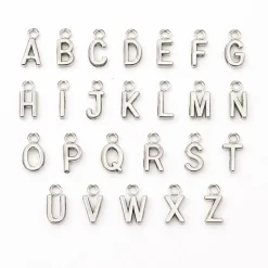 Oster Schlüsselanhänger Hase mit Happy Easter – Stilvolles Ostergeschenk mit Herz & Glöckchen