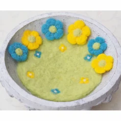 OSTERDEKO * OSTERWIESE MIT 6 BLÜTEN * 100 % WOLLE * GRÜN/GELB/BLAU * DEKORATION TISCH/NEST/WOHNUNG *