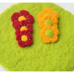 OSTERDEKO * OSTERWIESE MIT 6 BLÜTEN * 100 % WOLLE * GRÜN/ROT/ORANGE * DEKORATION TISCH/NEST/WOHNUNG * Produkt #552915