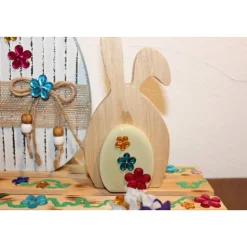 Osterdeko BLUMENWIESE  Collage auf einer kleinen Holzpalette Osterdekoration Osterhase Osterei Blüten Blumen Ostern