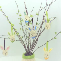 Osterdeko Hasenkopf Anhänger – Niedlicher Osterhase aus Teddyplüsch für den Osterstrauch