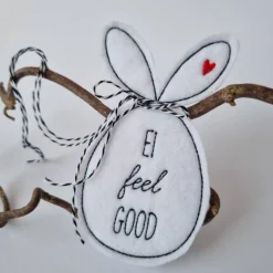 Osterei aus Filz mit "Ohren" - EI feel GOOD - von he-ART by helen hesse