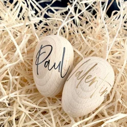 Osterei aus Holz | mit Namen schwarz/gold
