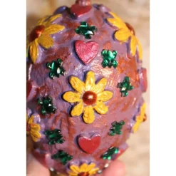 Osterei BLÜTEN & HERZEN Acrylmalerei Collage auf einem Kunststoffei Fensterdeko Hängedeko Wohndeko Handarbeit