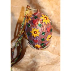 Osterei BLÜTEN & HERZEN Acrylmalerei Collage auf einem Kunststoffei Fensterdeko Hängedeko Wohndeko Handarbeit