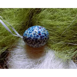 Osterei handgefertigt mit italienisches Buntpapier in Decoupage-Technik beklebt