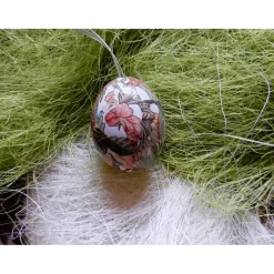 Osterei handgefertigt mit italienisches Buntpapier in Decoupage-Technik beklebt