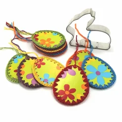 Ostereier (Set 6 Stück) aus festem Karton mit Upcycling Geschenkpapierreste bunt mit Baumwollgarn umhäkelt