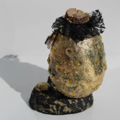 Osterfigur GOLDIE EIERMEIER witziges Ostergeschenk kleine Skulptur Deko-Ei Künstler-Ei Osterei