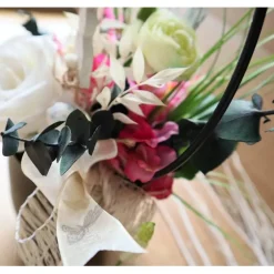 Ostergesteck Tischdeko Ostern gepunkteter Hase