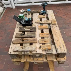 Osterhase aus Holz – Handgefertigte Osterdeko & Frühlingsfigur für dein Zuhause