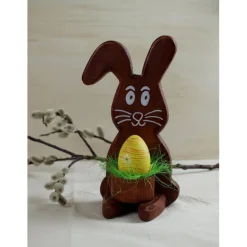 Osterhase aus Holz handgemacht – Rustikale Osterdeko, Unikat mit Ei & Puschel
