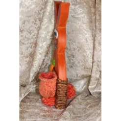 Osterhase Hasenfigur ORANGE zauberhafter Holzhase mit handgestrickten Accessoires bemalt mit Acrylfarben Osterdeko