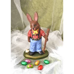 Osterhase mit Korb (Nr. 3) aus Keramik (blau-rot-gelb)