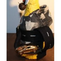 Osterhase RENNFAHRER handgefertigte Künstler-Figur Osterdeko Geschenk für Autofans Geldgeschenk