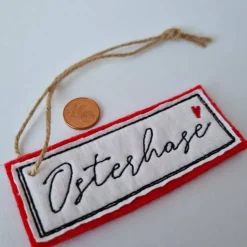 "Osterhase"-Geschenkanhänger aus Filz in ROT, von he-ART by helen hesse