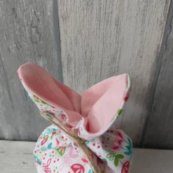 Osterhasenbeutel Stoff Blumen oder Dreieck