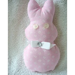 Osterhase/Stoffhase in rosa mit Streublümchen genäht von Hobbyhaus
