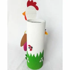 Osterhuhn mit Geschenkbox als Osternest, Osterkörbchen oder Frühlingsdeko, originelles Osternest, Tischdeko