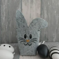 Osterkörbchen aus Filz mit Hasengesicht