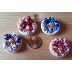 Ostern bunte Osterteller Wichtel Puppenstubenzubehör handgemacht 1:12