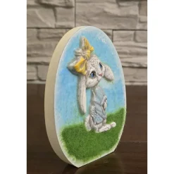 Ostern Dekoration - Osterhase aus Kaltporzellan auf Rasen - Osterei