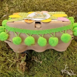 Ostern Eierkarton Ostergeschenk verpacken grün bunt