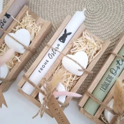 Ostern Ostergeschenk Geschenkset Kerze Kerzenset Dekoherz Kerzenhalter rund Stabkerze Schriftzug Frohe Ostern Osterfest