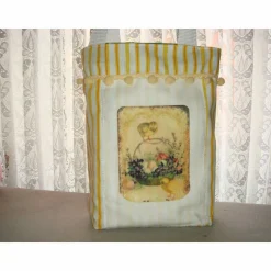 Ostertasche grün weiß aus Stoff mit Bügelbild Osterkorb mit Küken und Eier