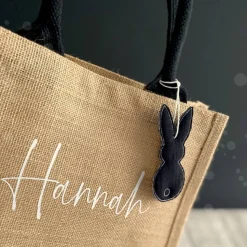 Ostertasche mit Namen | aus Jute mit Hasen-Anhänger | schwarz