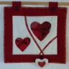 Patchwork kleiner Wandbehang Herz mit Reagenzglas für Valentin oder Muttertag