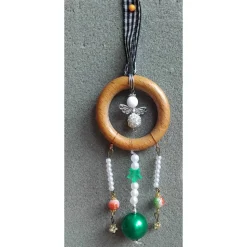 Perlenengel im Holzring – Handgefertigter Baumschmuck mit Anhängern und Perlensträngen