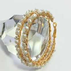 Perlenohrringe Creolen 55 Millimeter groß handgemacht weiße Perlen barock Brautschmuck boho