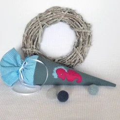 Personalisierbare Schultüte Seepferdchen – Kleine Geschwistertüte für Einschulung & KiTa mit Name, Blau Türkis, 50cm
