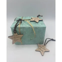 Personalisierbarer Stern Geschenkanhänger aus Holz – Mit Namen graviert – Weihnachtsgeschenk & Baumschmuck
