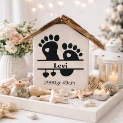 Personalisierte Deko-Häuser aus Holz – Handmade Babygeschenke mit Namen & Treibholz Deko