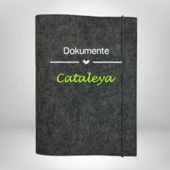 Personalisierte Dokumentenmappe Herz Name Filz – Sichtbuch von Leitz – Farbwahl & Stickerei