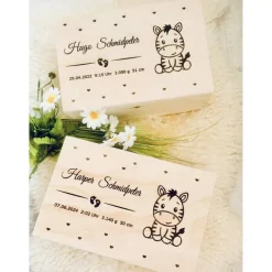 Personalisierte Erinnerungskiste für Babys - Tiergruppe Safari  - Personalisiert mit Name & Datum - Holzbox