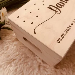 Personalisierte Erinnerungskiste für Babys -Personalisiert mit Name & Datum - Holzbox-Geschenk für Geburt